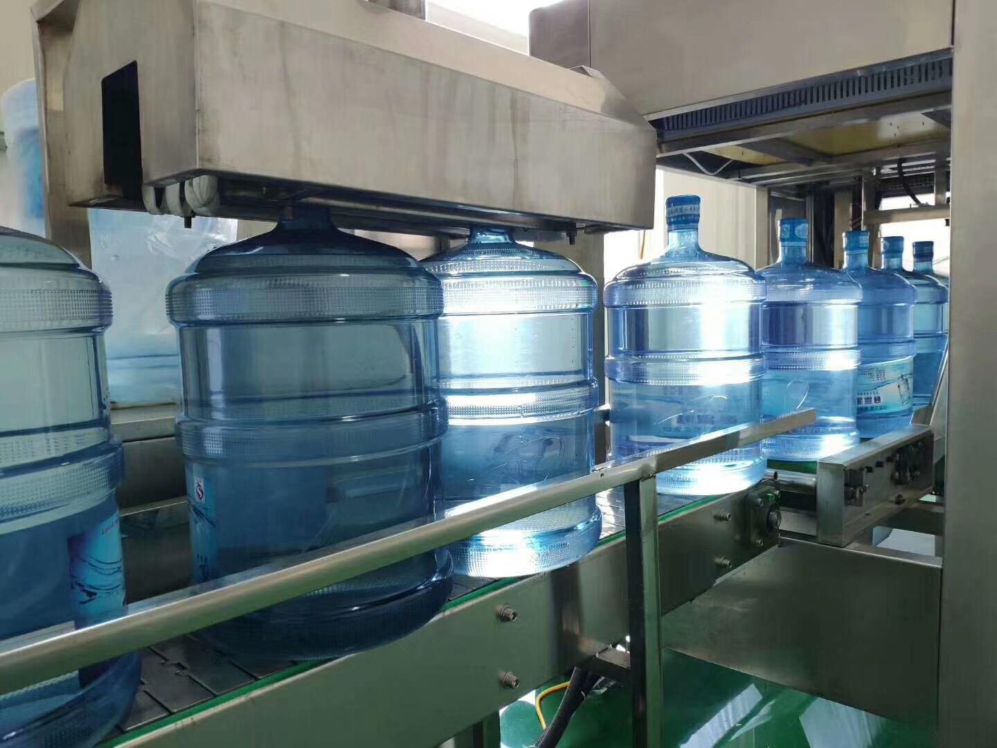 桶装水生产线设备厂家